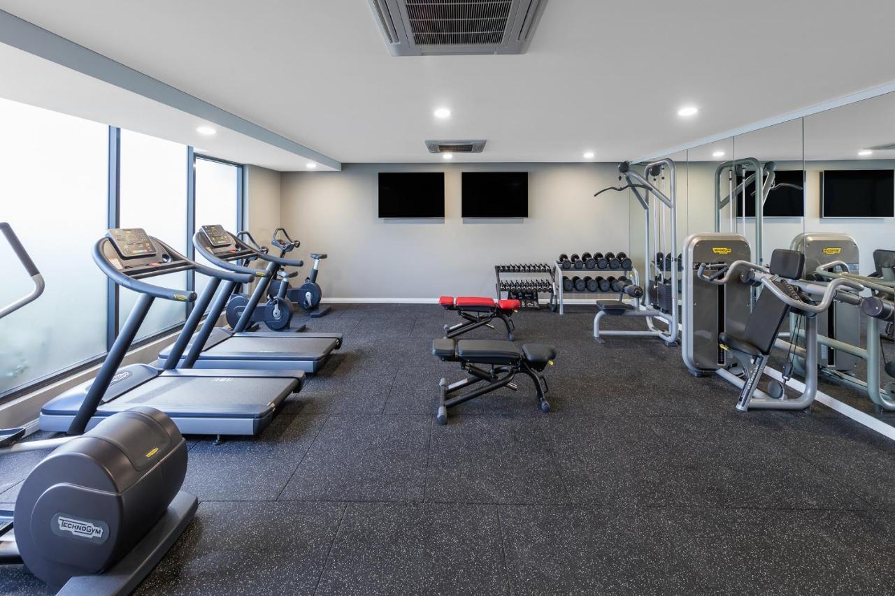 Meriton Suites Coward Street, Mascot Sydney Ngoại thất bức ảnh The gym at the hotel